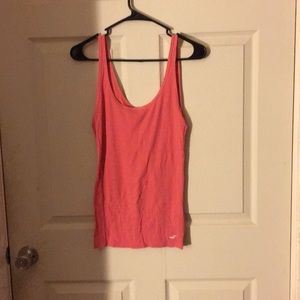 pink holister tank